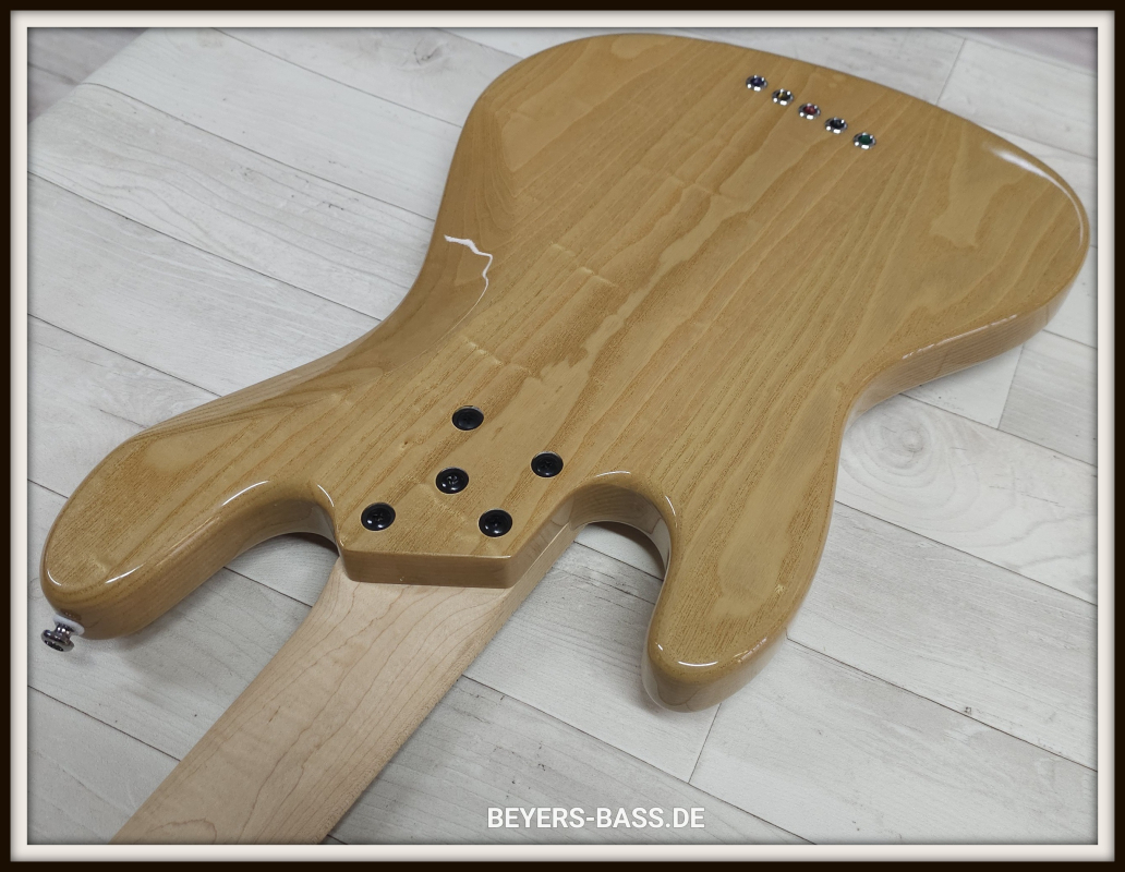 Lakland Skyline 55-60, Natural Gloss